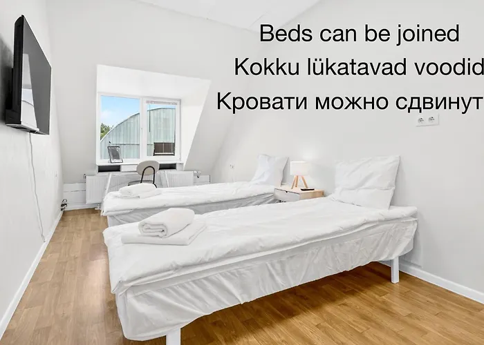 Angaar - Airport Hostal