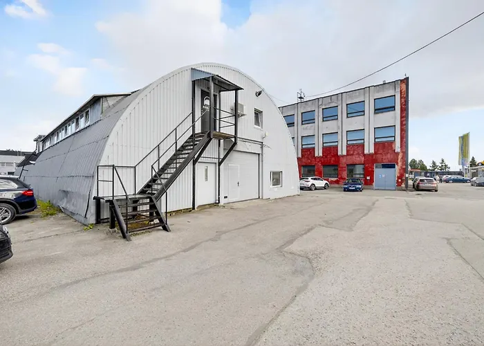 Hostal Angaar - Airport *